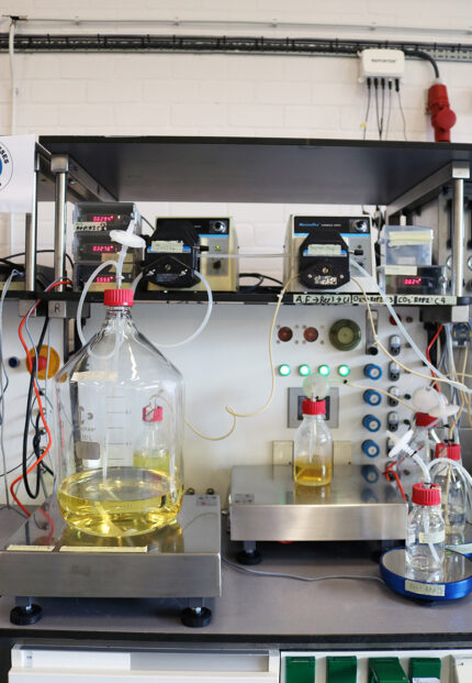 Weighing scales for wireless monitoring